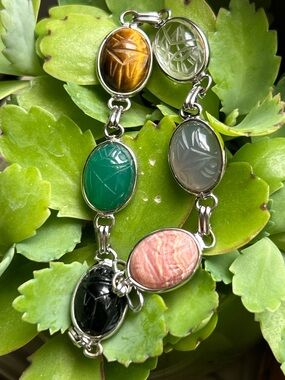 Vintage sterling silver 6 multi-gemstone Egyptian revival scarab link bracelet